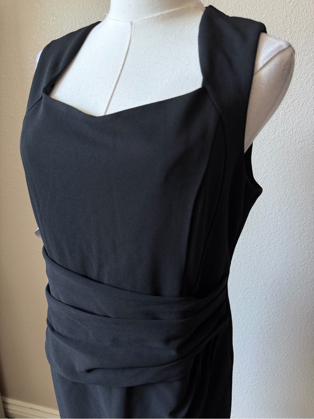 NWT Elegant Black Square-Neck Ruched Midi Dress, Large - Picture 5 of 9